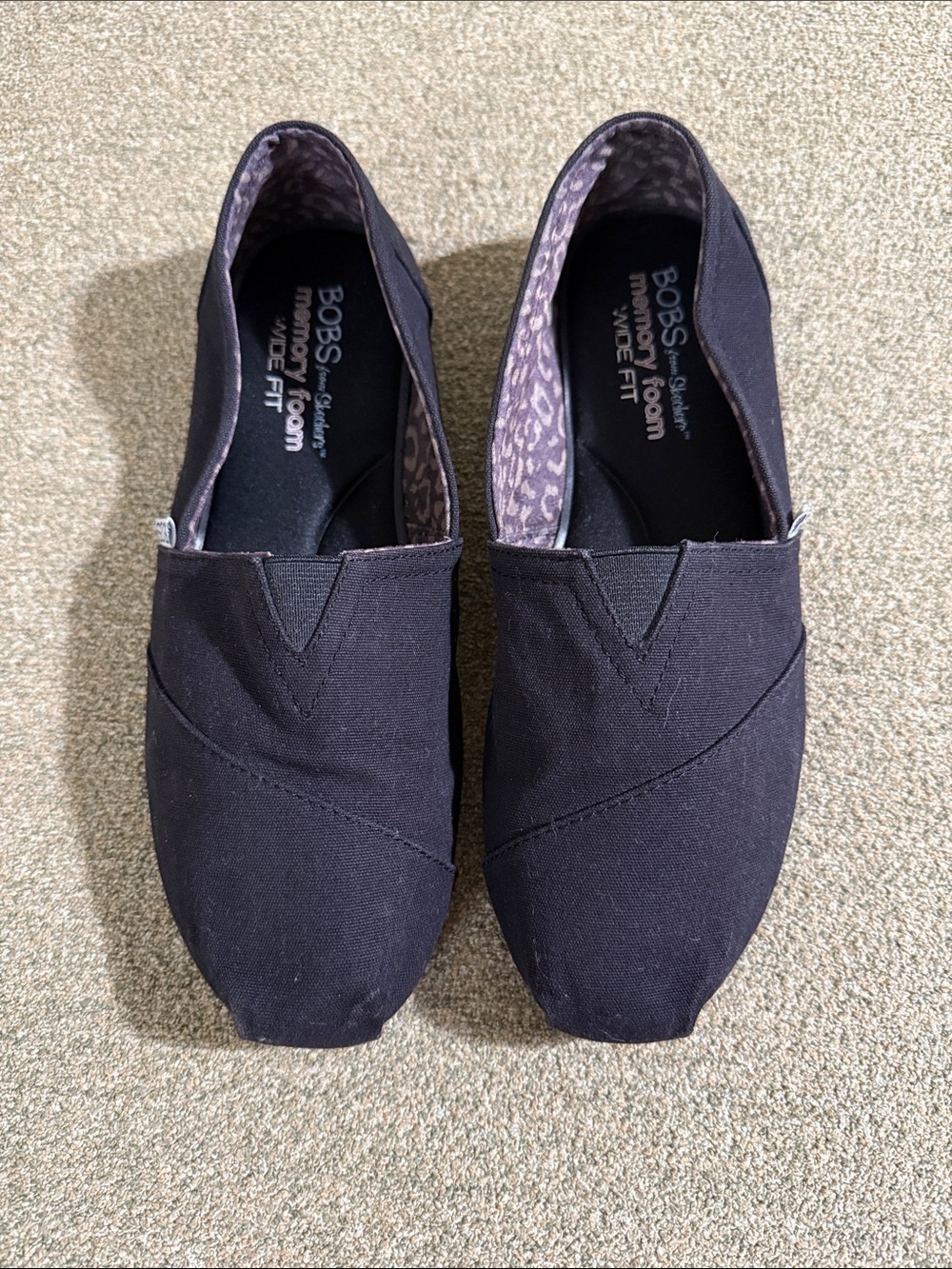 Bobs for Skechers  Womens 8.5 Flats Slip On Memory Foam Casual Comfort Black